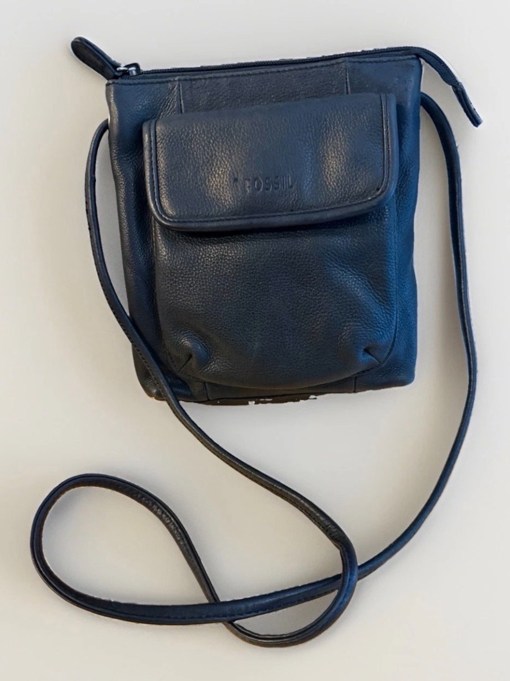 Vintage Fossil Pebbled Leather Black Crossbody Bag Purse Outer Pocket 7.5” X 8”